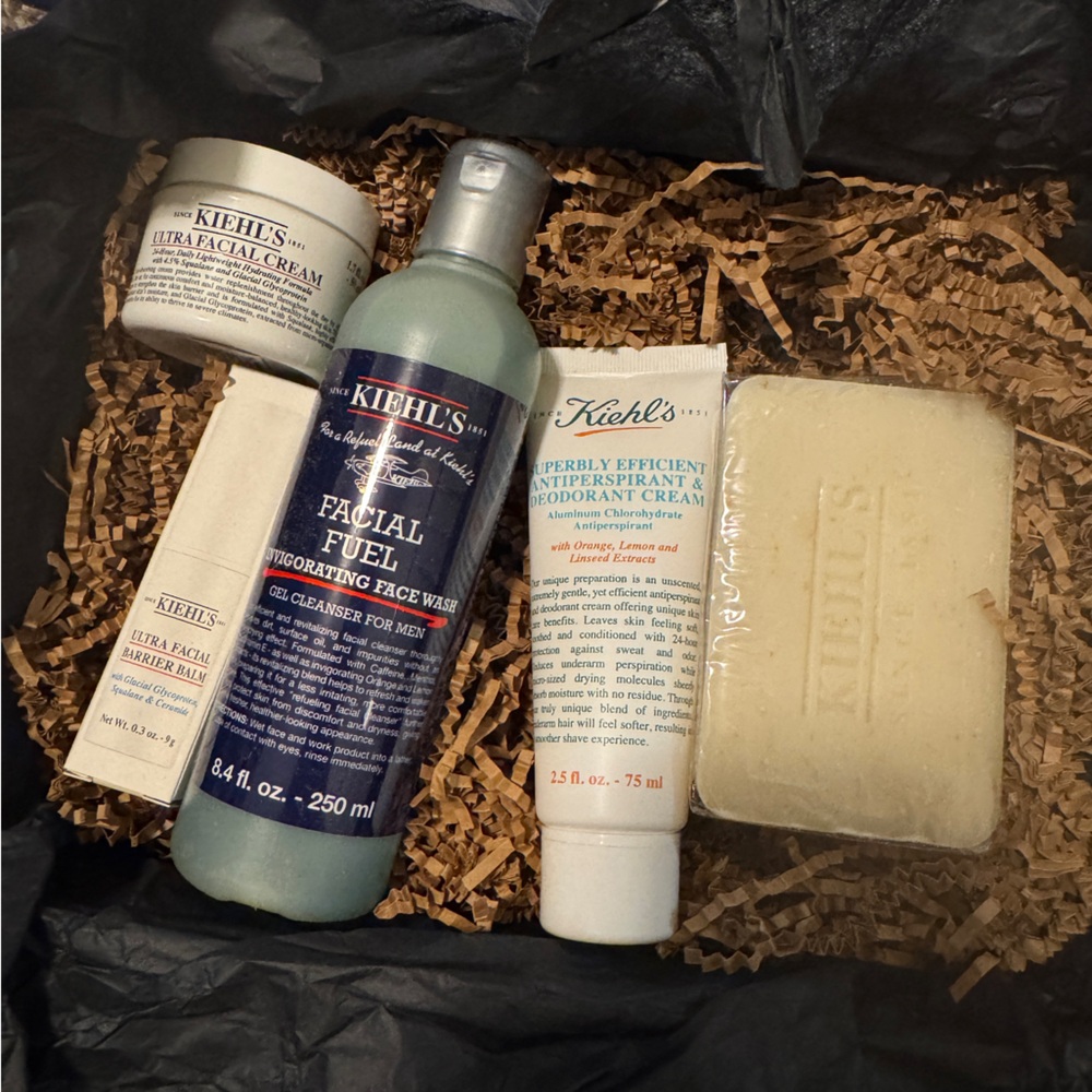 Kiehl's Skincare Essentials Set with Blue and White Packaging